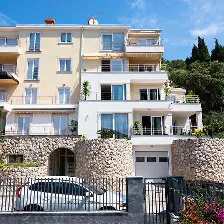 Luxury Mrs. Perfect 아파트 *